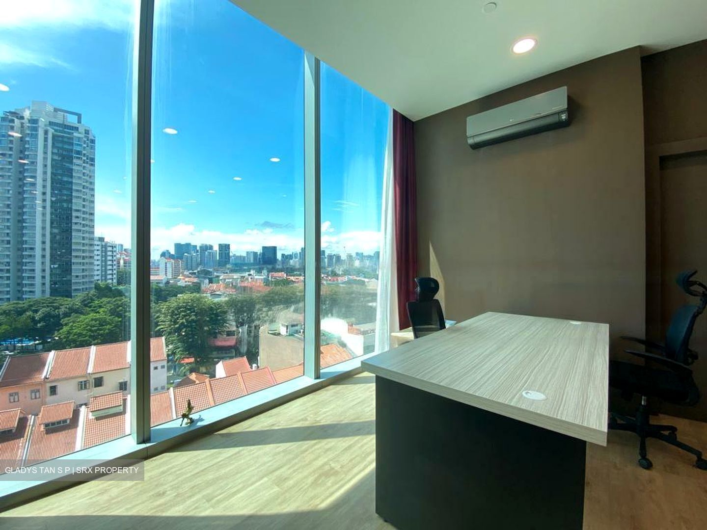Arc 380 (D8), Office #457941851